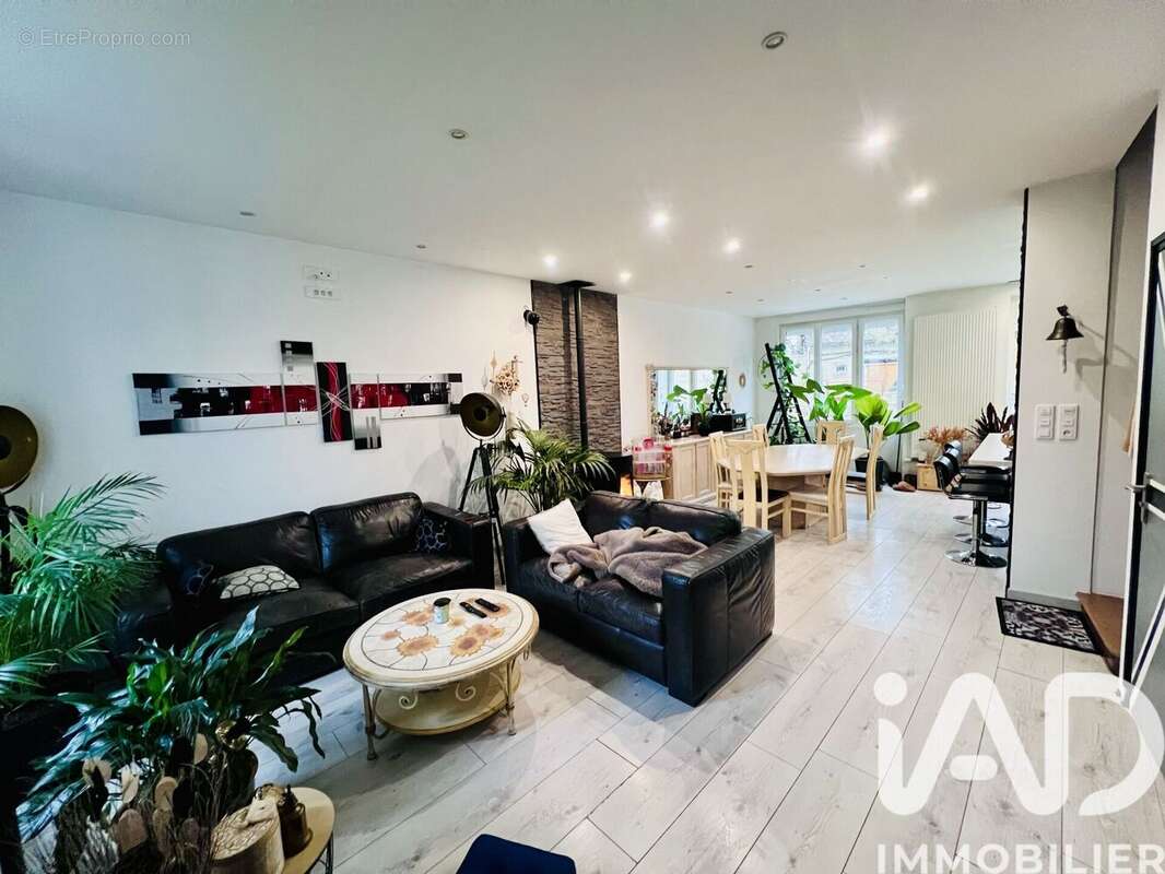 Maison 97 m² à Treignat  - photo 4