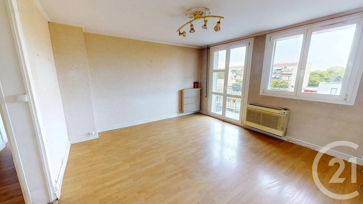 Appartement à COLOMIERS