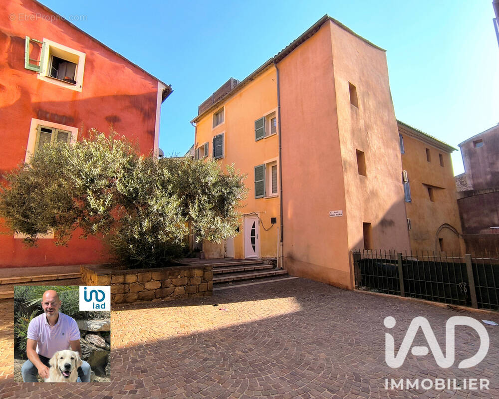 Photo 1 - Maison à LE MUY