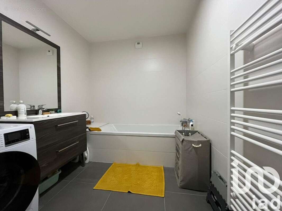 Photo 6 - Appartement à CHARBONNIERES-LES-BAINS