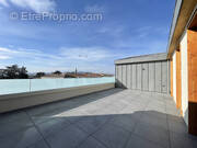 Appartement à LA TOUR-DE-SALVAGNY