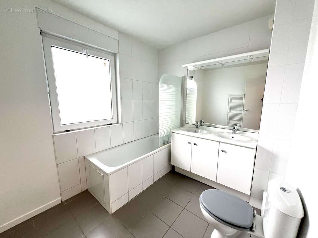 Maison à LE HAILLAN