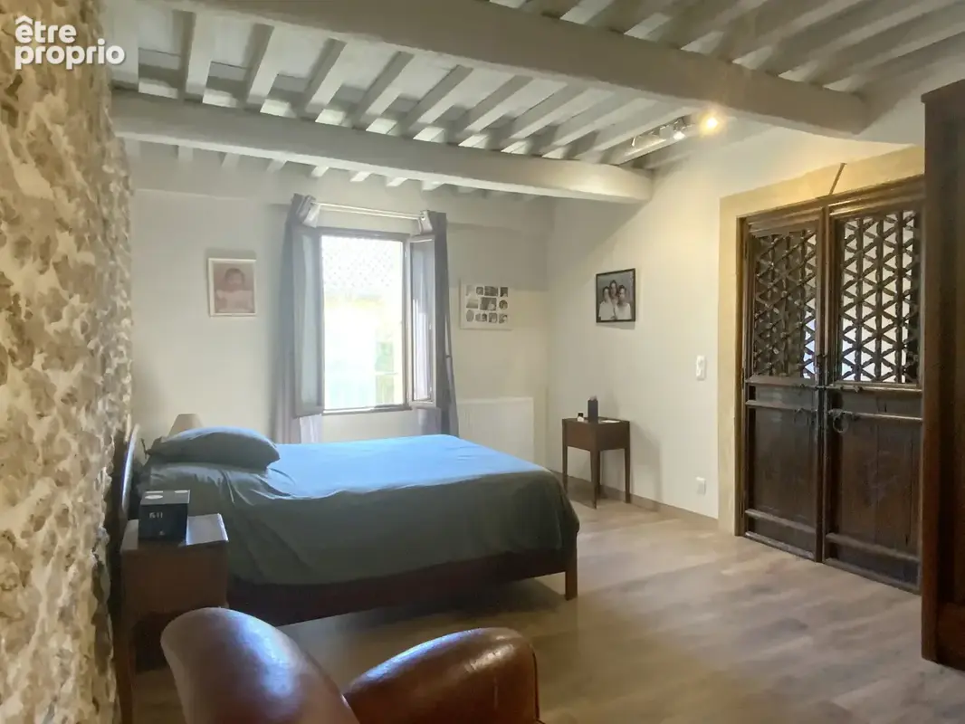 Maison de charme en pierre  en plein coeur de village. - photo 17