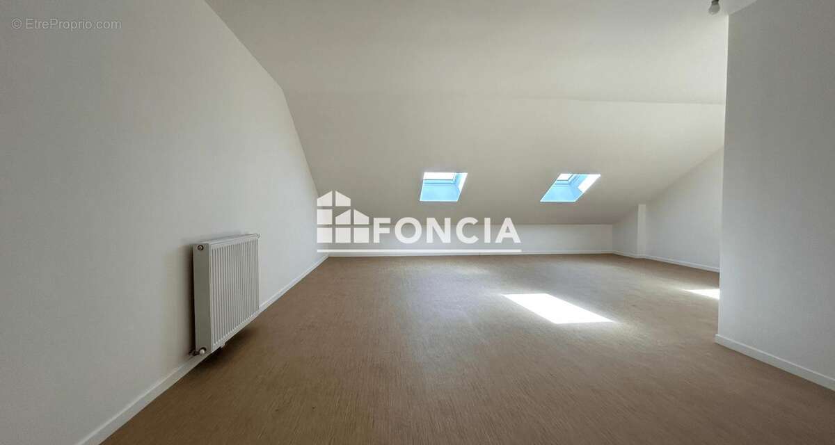 Maison à CORBEIL-ESSONNES