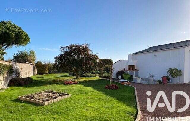 Photo 2 - Maison à CHARRON