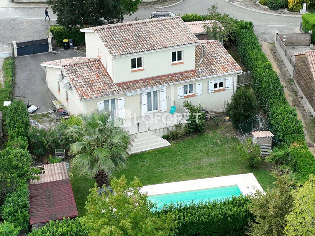 Maison à ESCATALENS