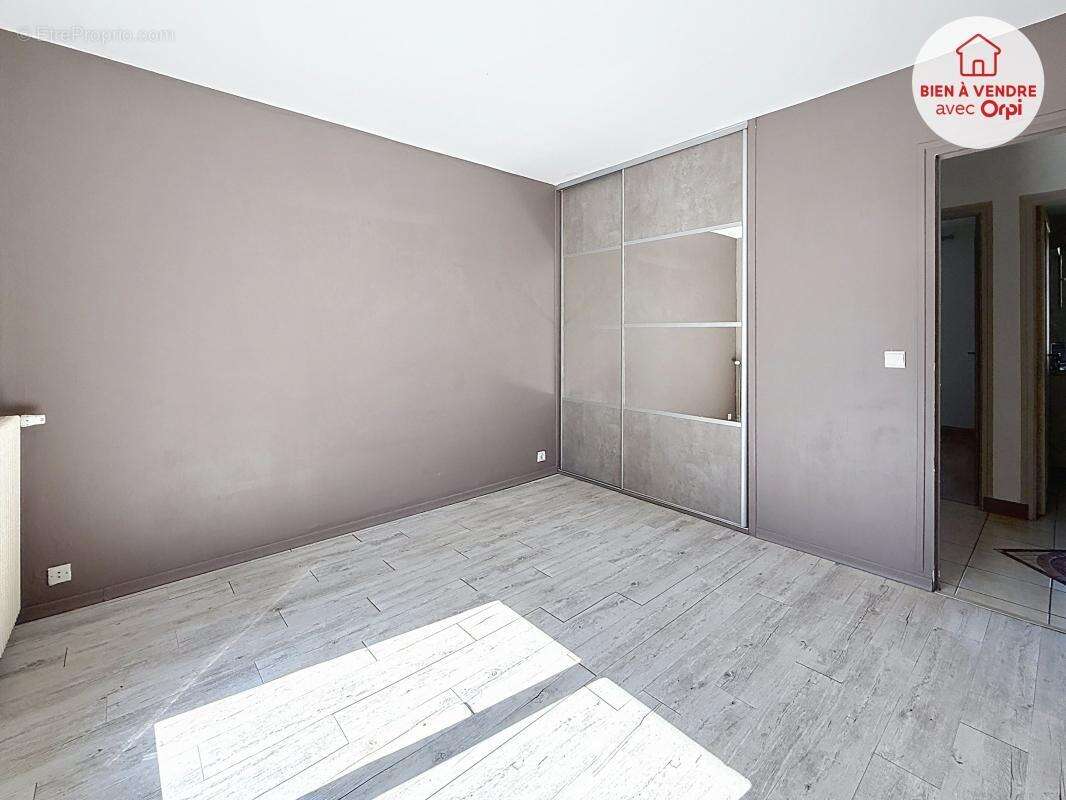 Maison à OINVILLE-SUR-MONTCIENT