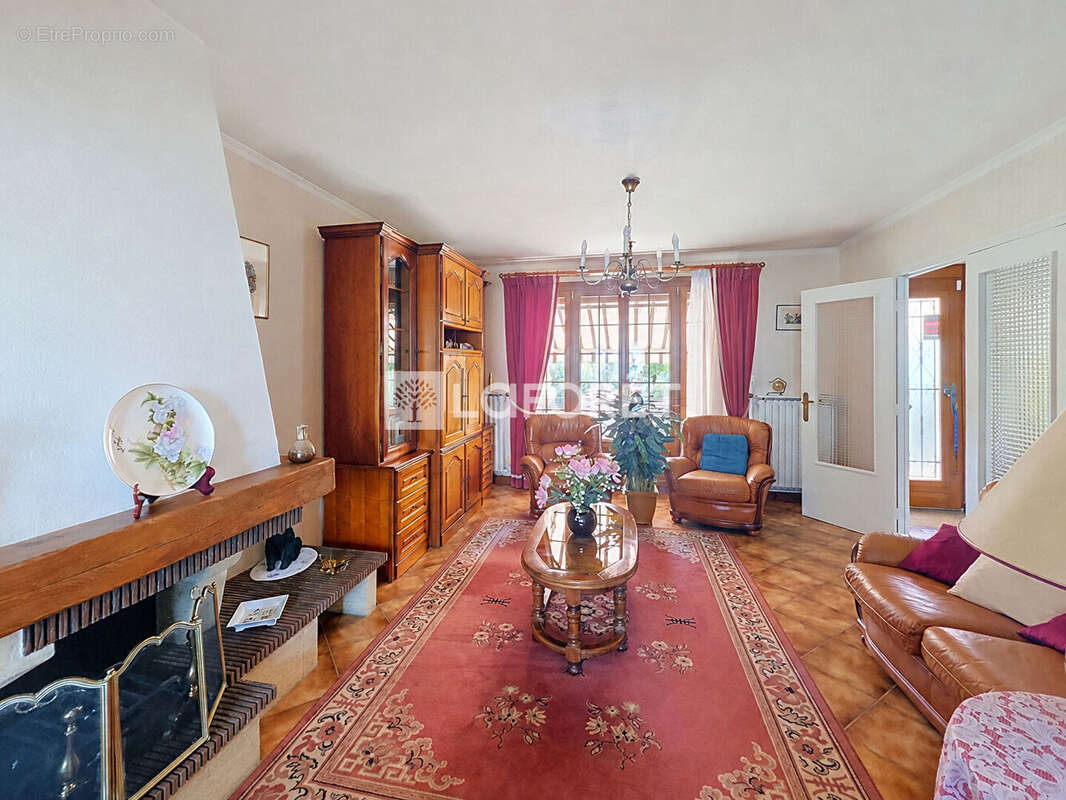 Maison Linas 6 pièce(s) 110.39 m2 - photo 6
