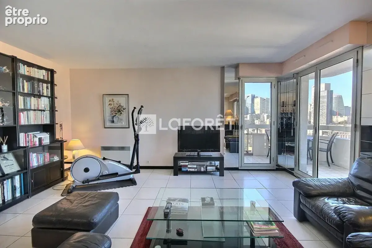 Appartement Courbevoie 3 pièce(s) 701,1m2 - photo 5