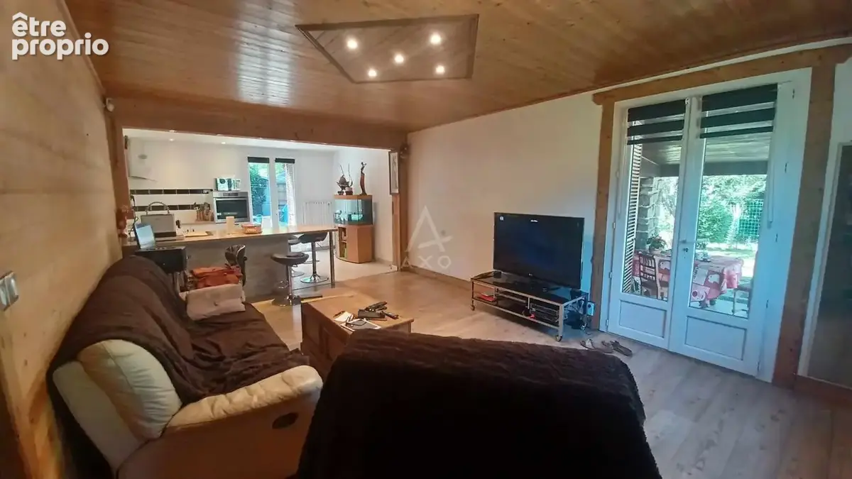Rognaix (73730)  Maison de plain-pied de 101 m² avec studio indépendant sur 719 m² de terrain - photo 4