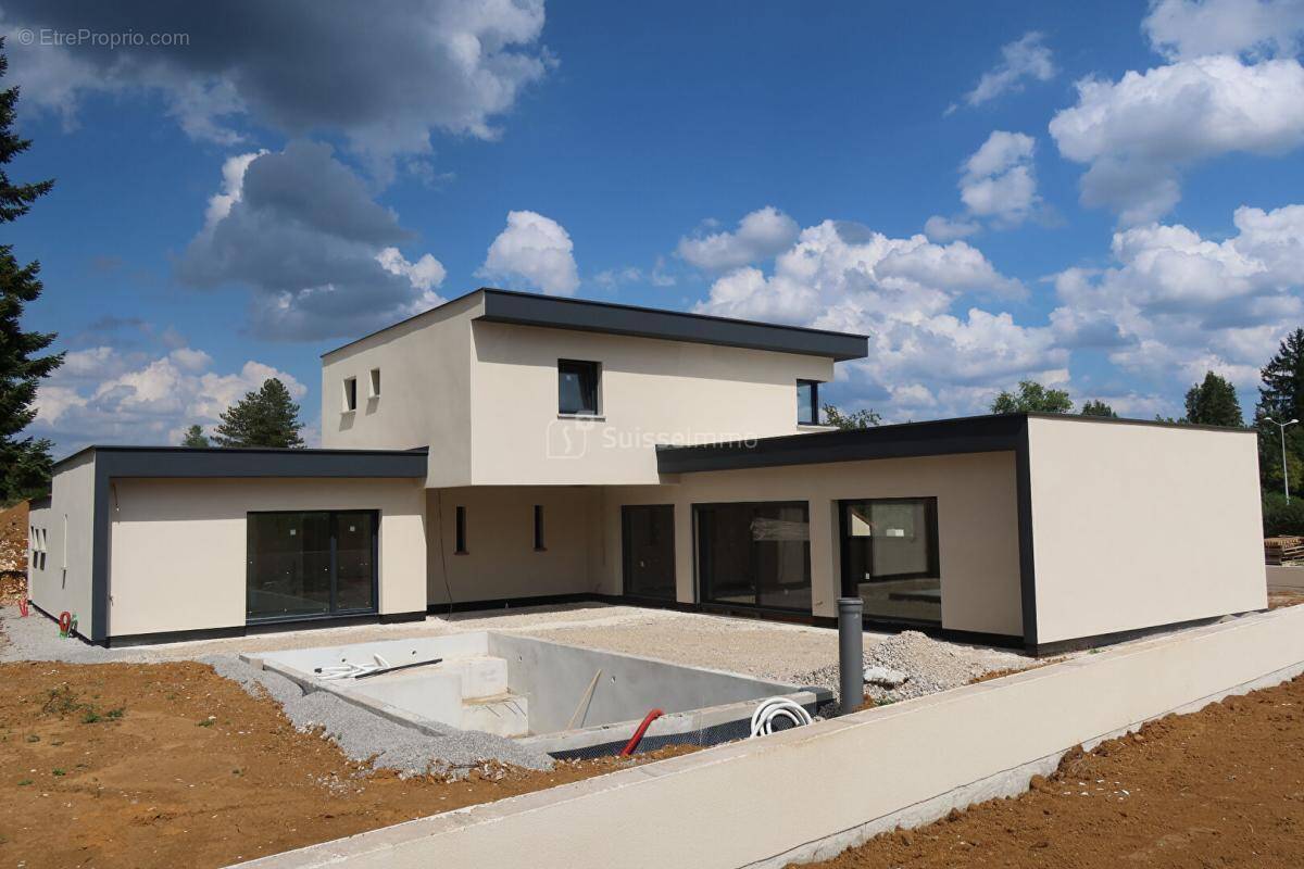 Maison d'architecte Besancon 7 pièce(s) 205 m2 - photo 1