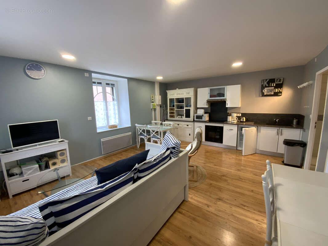 Appartement à LUXEUIL-LES-BAINS