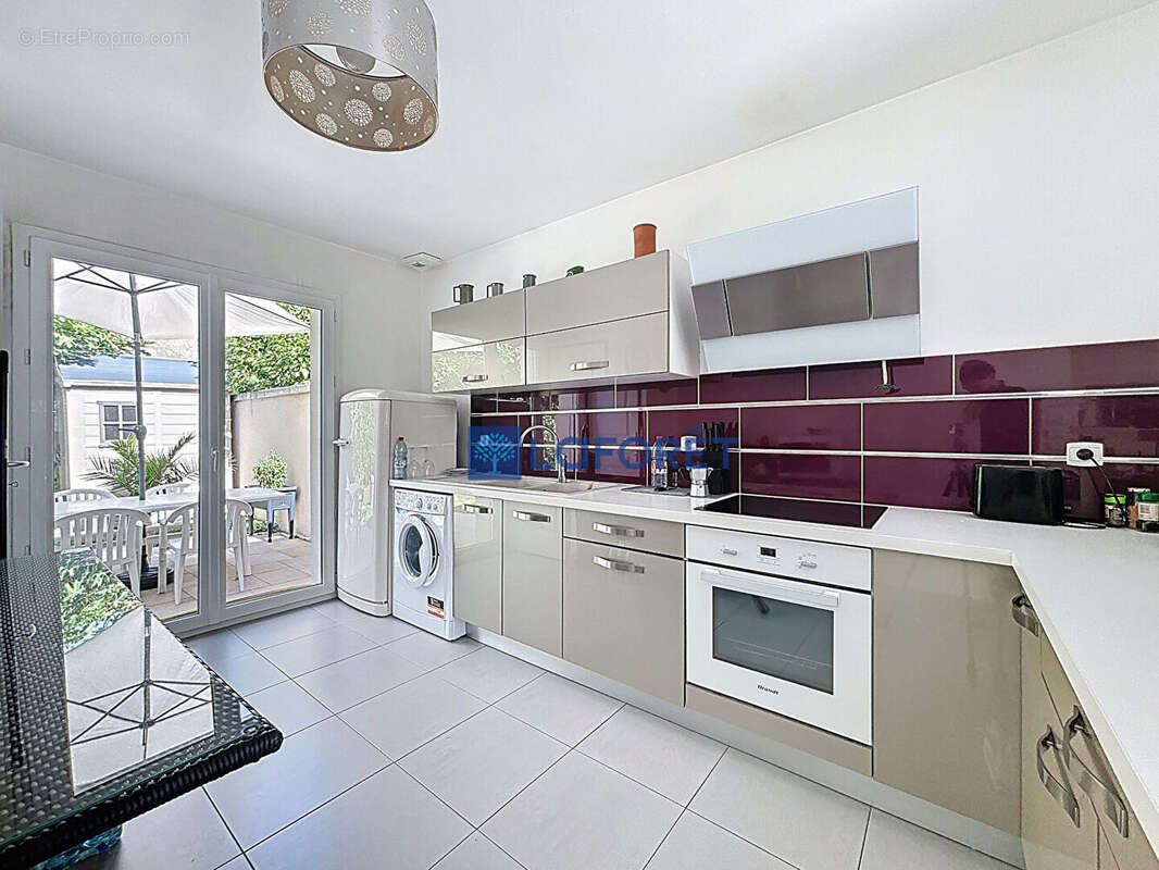 Maison à SAVIGNY-SUR-ORGE