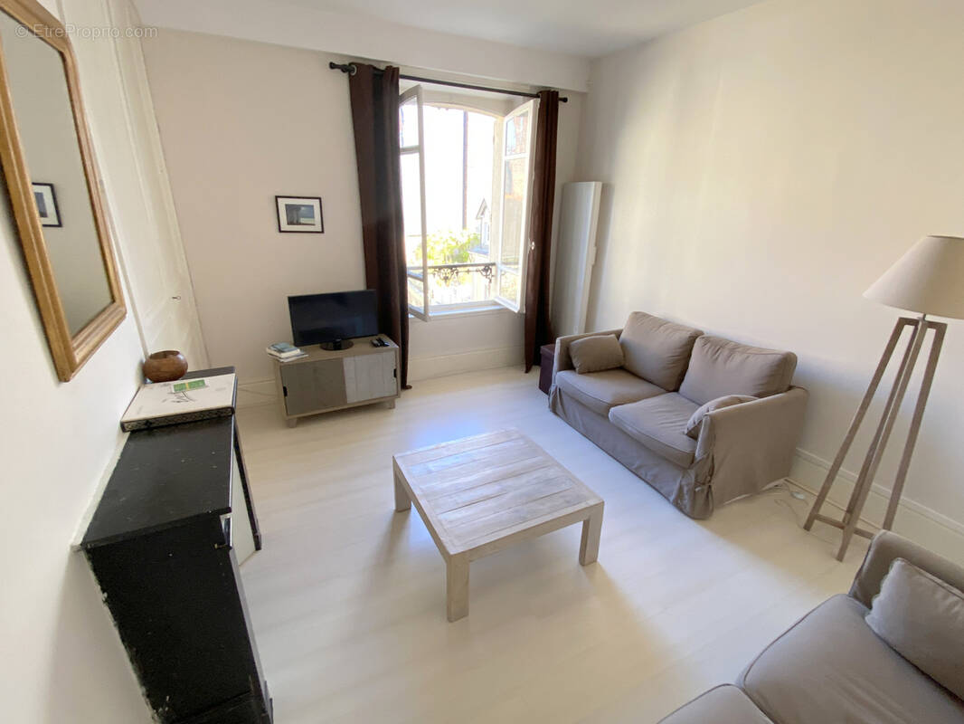 Appartement à TROUVILLE-SUR-MER