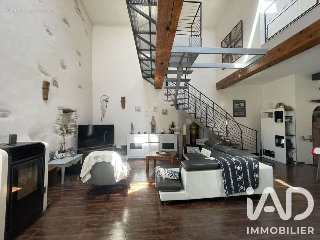 Maison 181 m² à Trausse  - photo 5