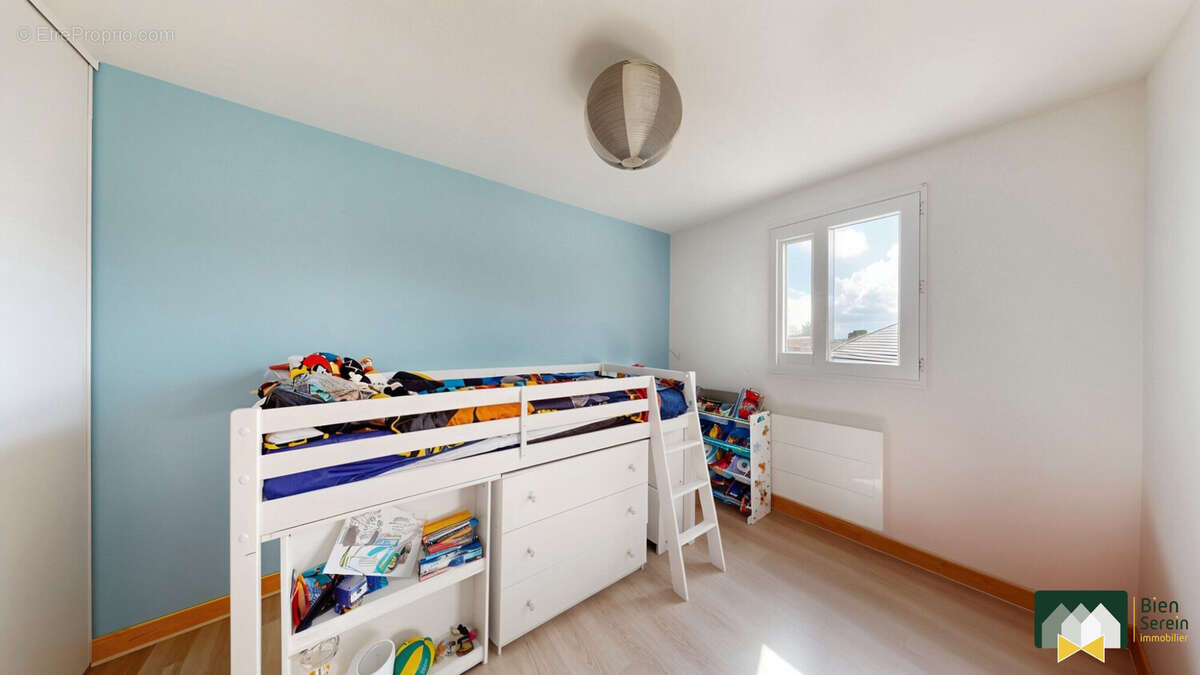 Maison à BERCHERES-SAINT-GERMAIN