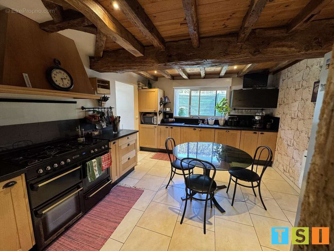 Maison de ville pleine de charme avec piscine - photo 5