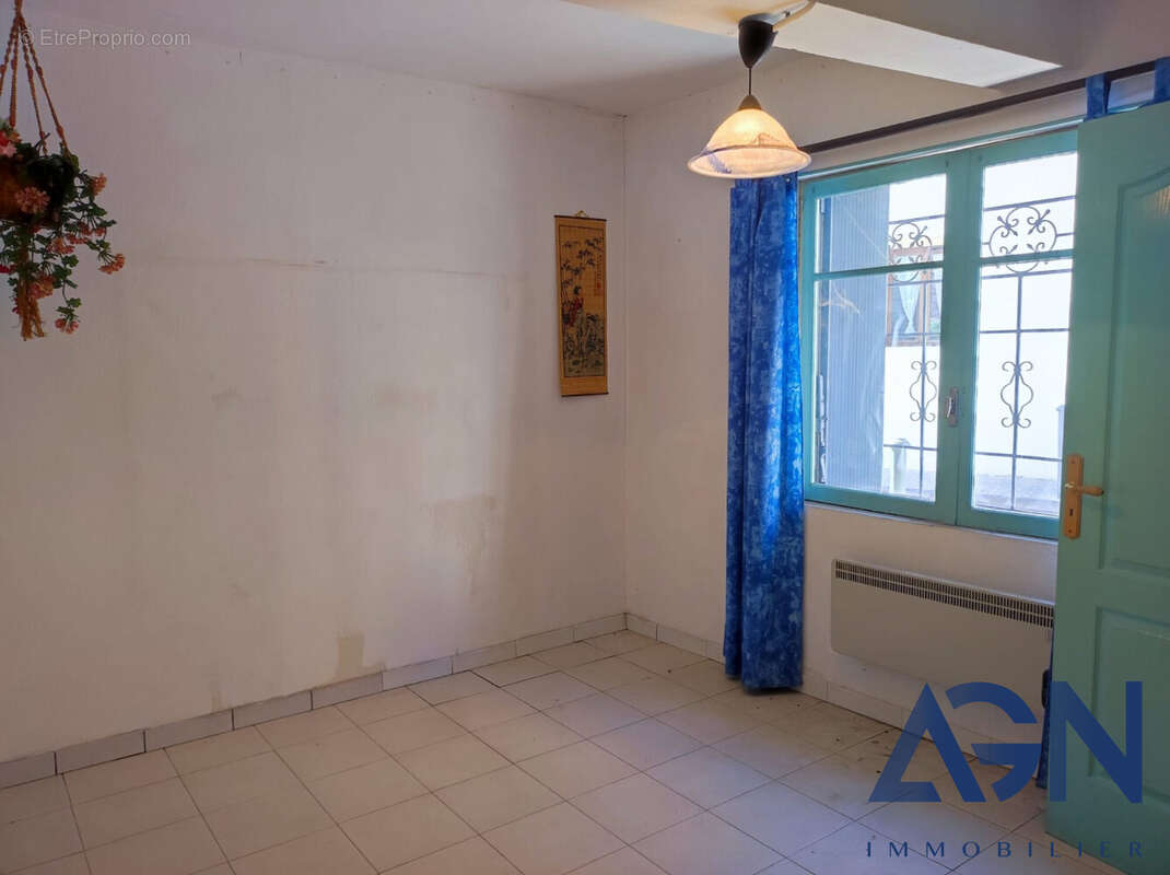 Maison 69 m² à Agde  - photo 3