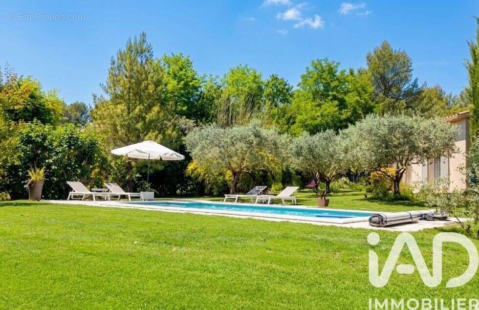 Photo 2 - Maison à PIERREVERT