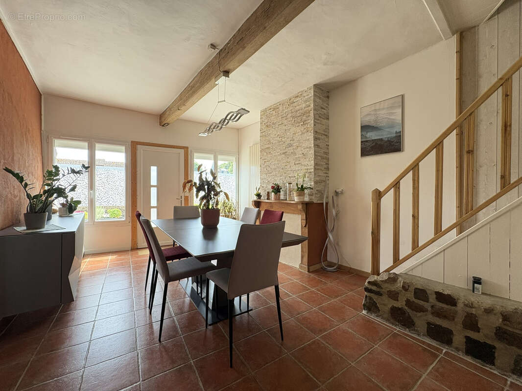Maison à HALLENCOURT
