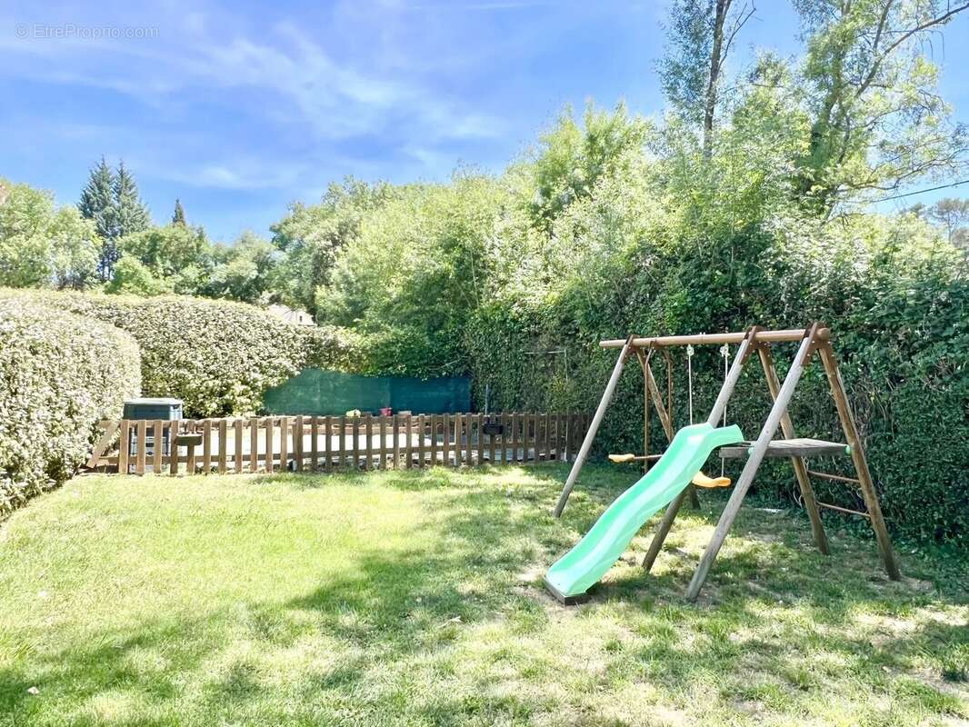 Maison à CAMPS-LA-SOURCE