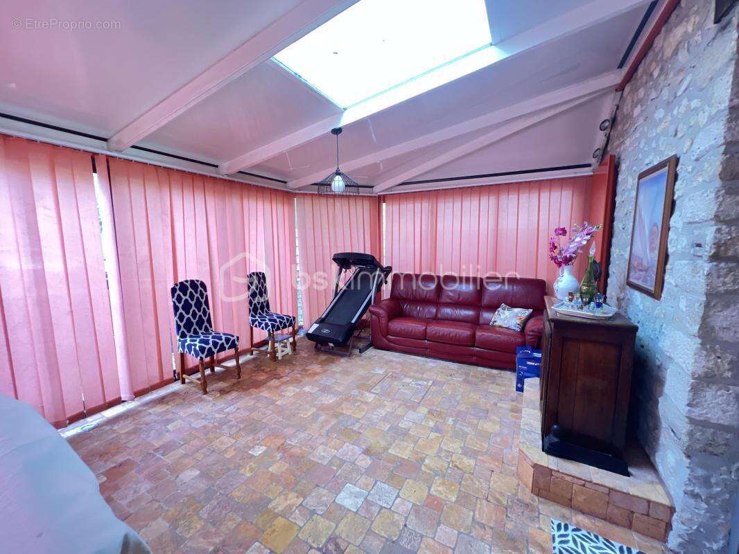 Appartement à SACLAS