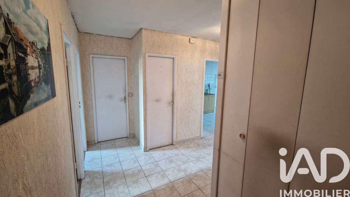 Photo 2 - Appartement à SAINT-DENIS