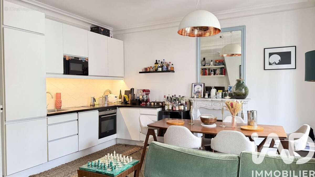 Photo 2 - Appartement à PARIS-17E