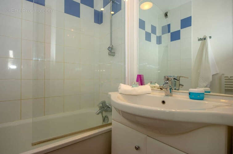 Appartement à SAINT-FRANCOIS-LONGCHAMP