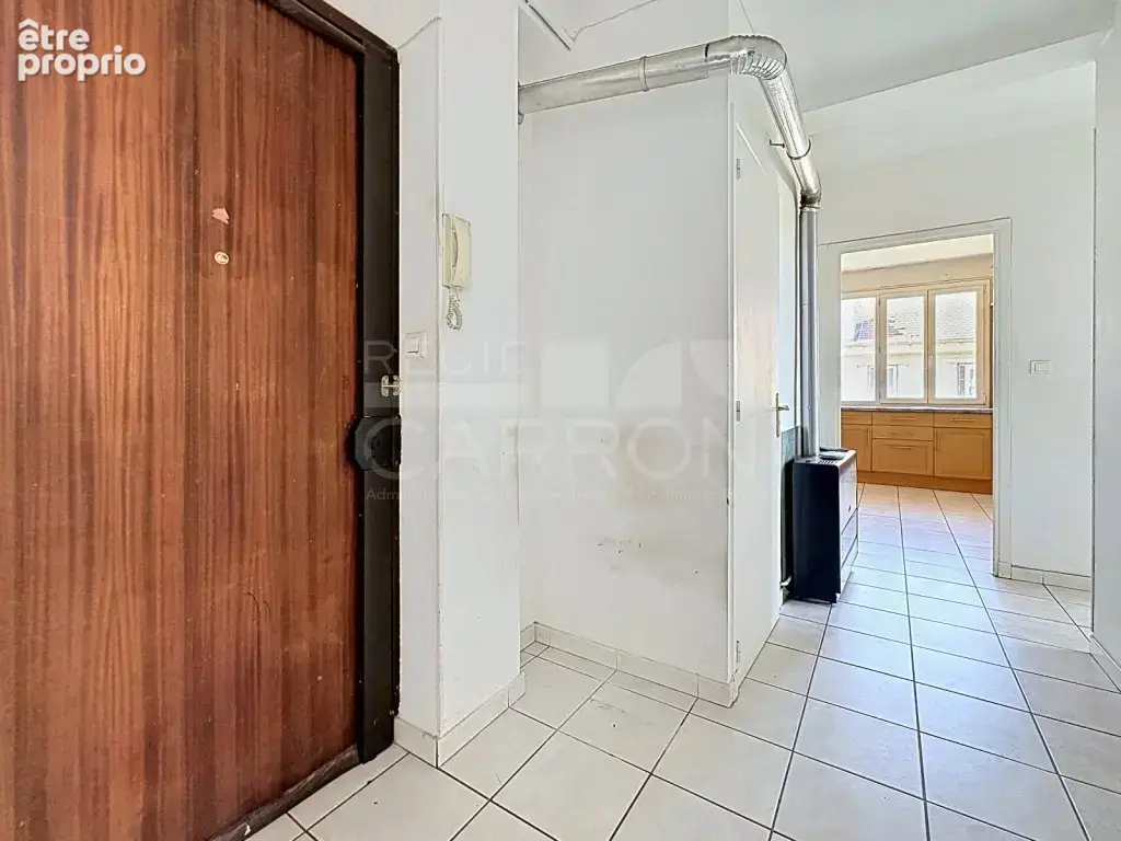 Villeurbanne metro cusset t3 66m² en etage 189000€ - photo 5
