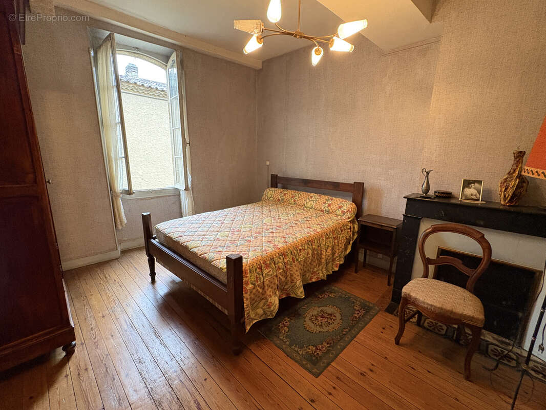 Maison à SAINT-MACAIRE