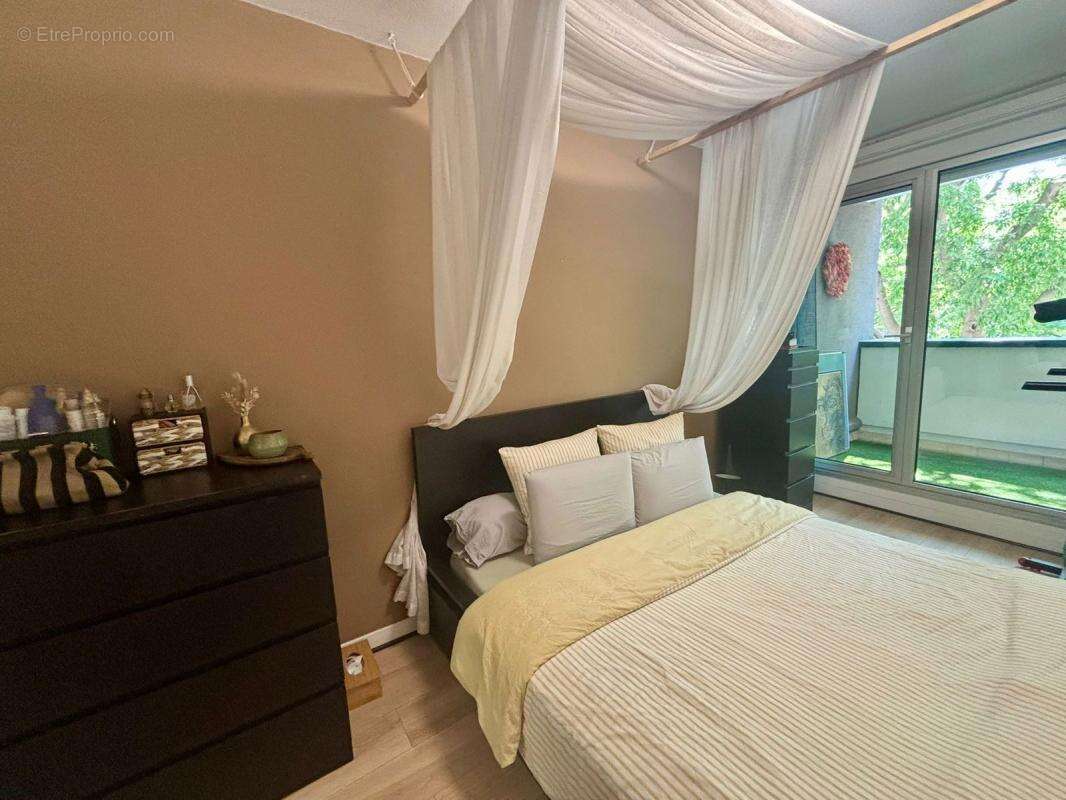 Appartement à NIMES