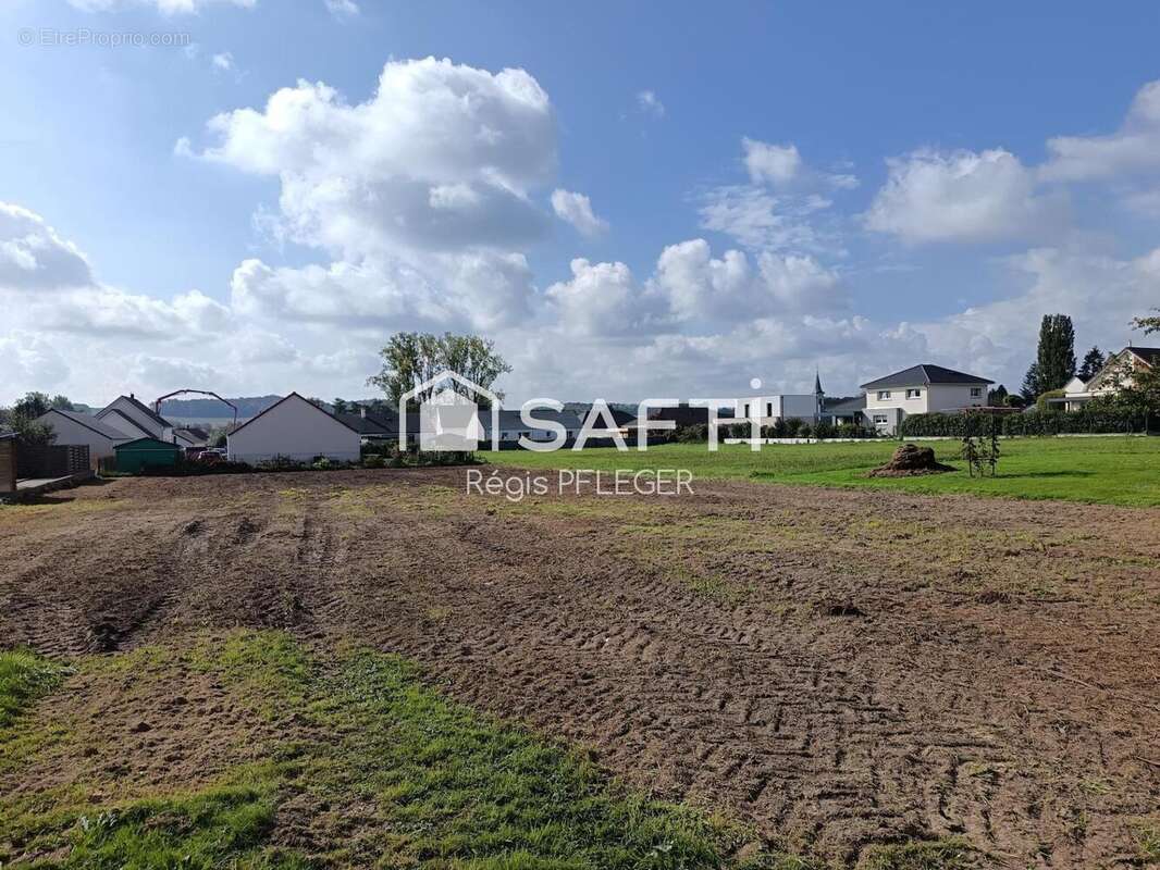 Photo 3 - Terrain à JONCHEREY