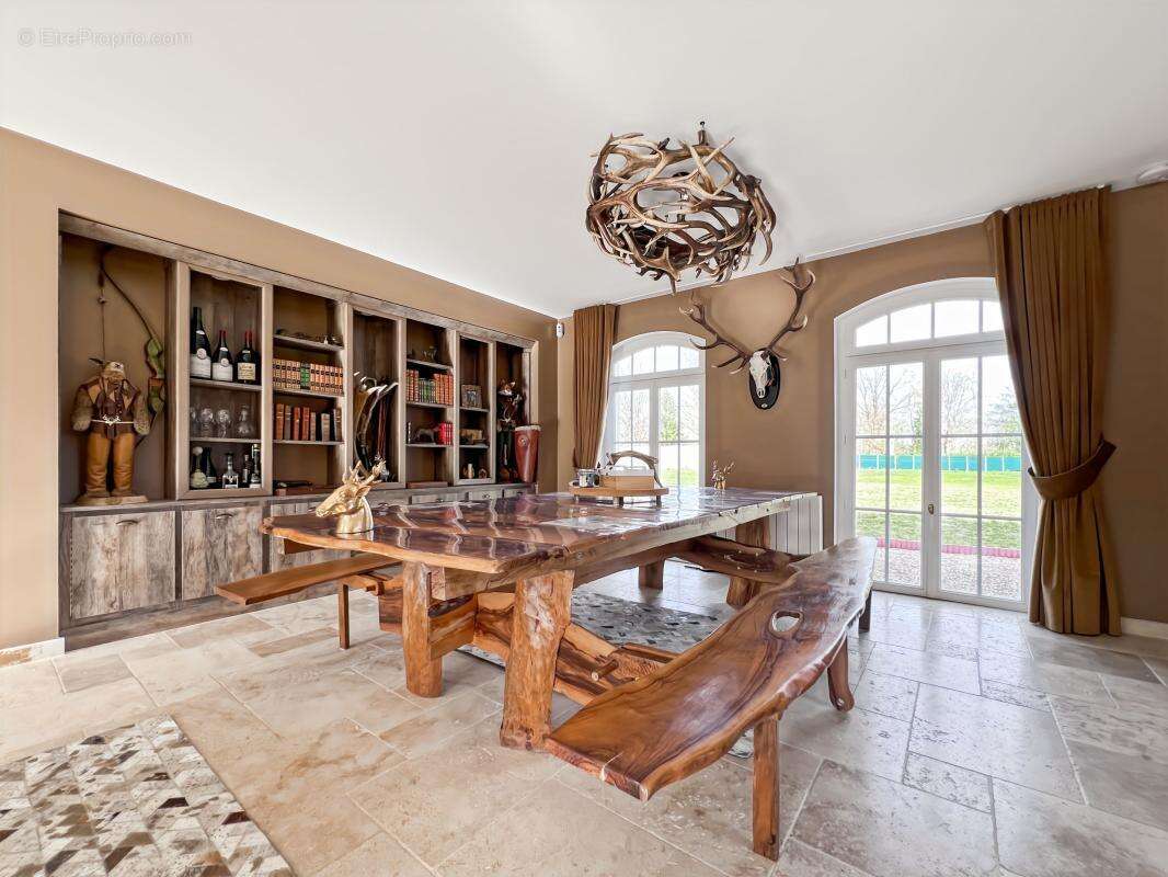 Maison à LA FERTE-SAINT-CYR