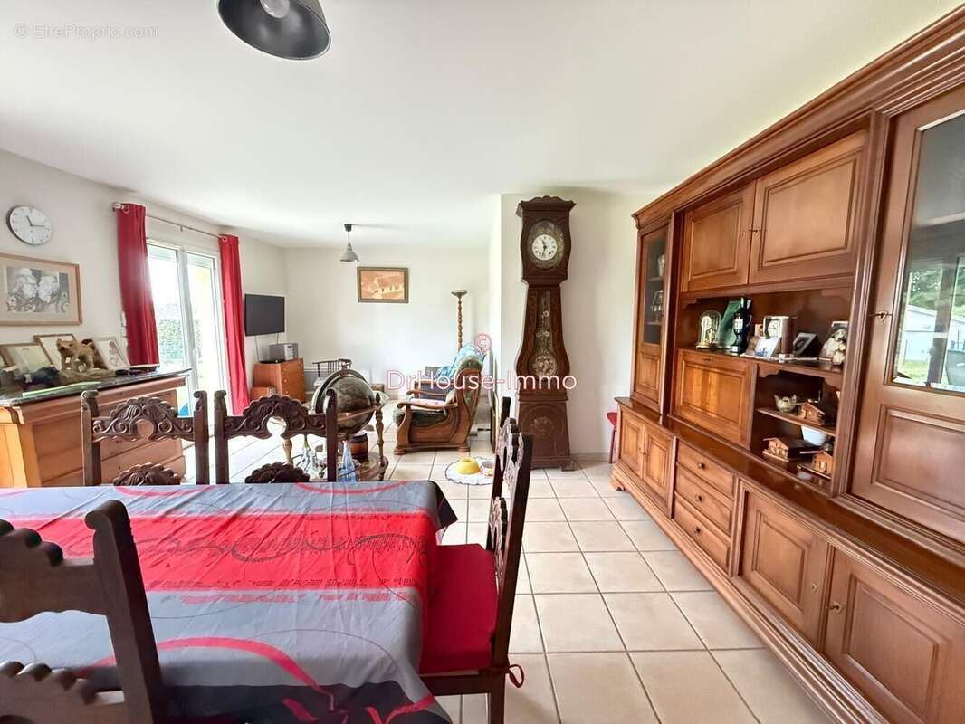 Maison à SAUVETERRE-DE-GUYENNE