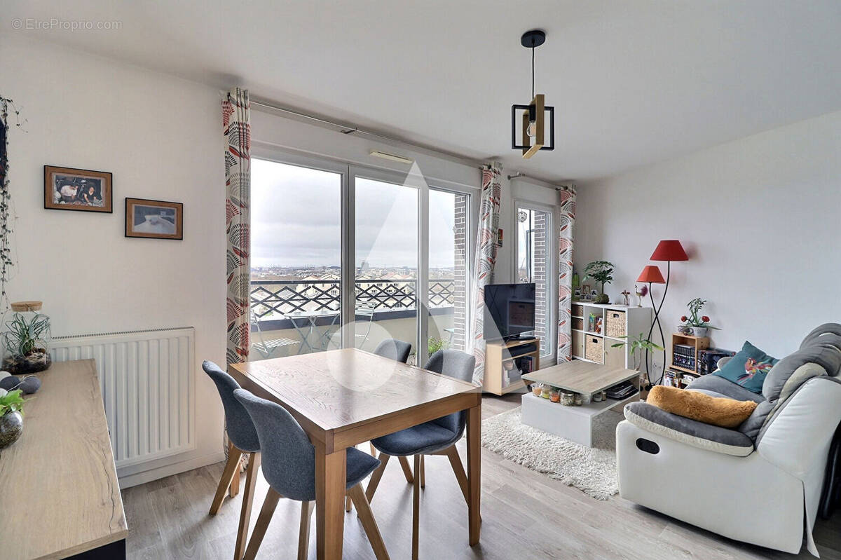 Appartement à ERAGNY