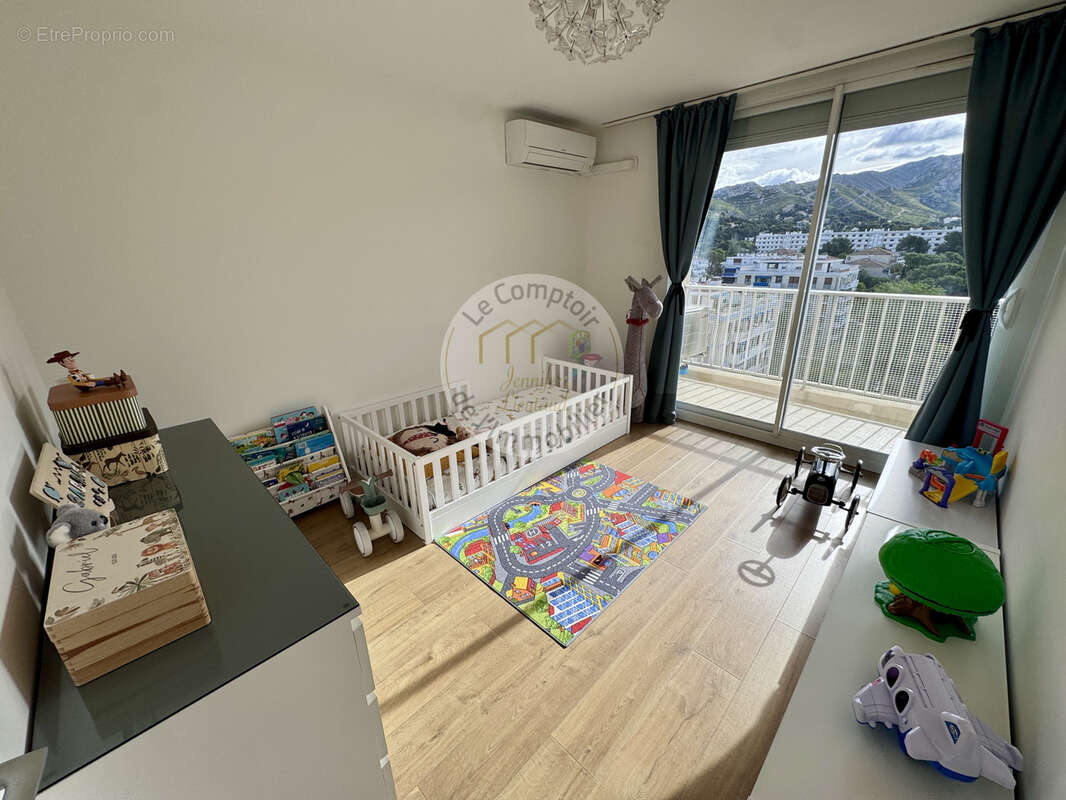 Appartement à MARSEILLE-9E