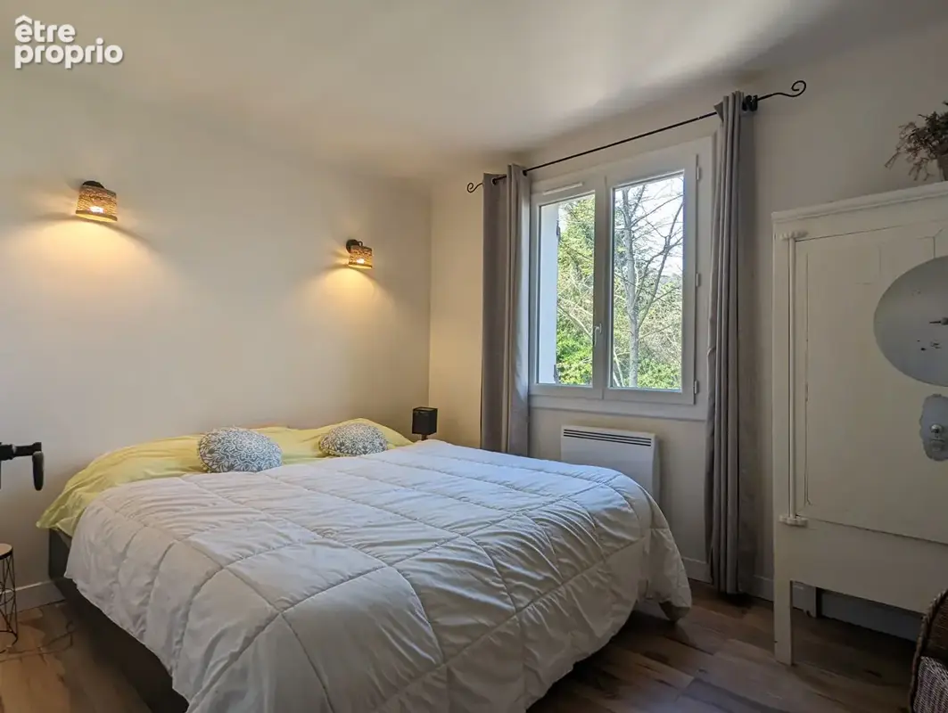 VILLECROZE,   propriété sur 4.2 hectares, bastide de charme, poolhouse, piscine, bassin, cabanon et oliveraie. - photo 9