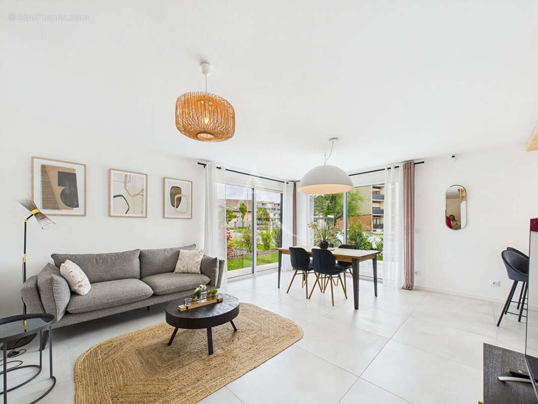 Maison à HAUTEVILLE-SUR-FIER