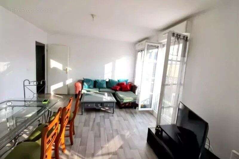 Appartement à SERRIS