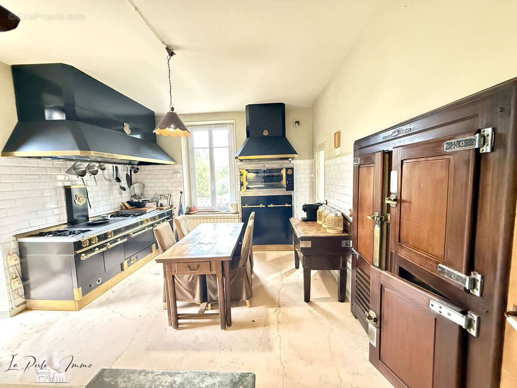 Maison à VILLENEUVE-LES-CORBIERES