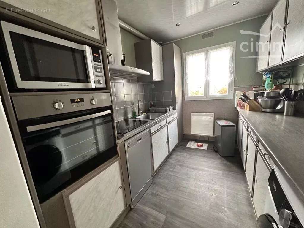 Maison à CONGIS-SUR-THEROUANNE