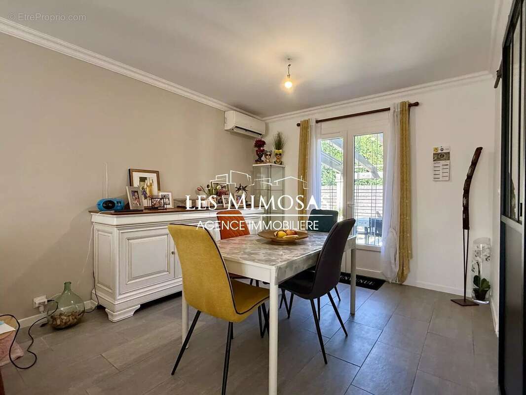 Maison 4 P avec grand GARAGE – LE MUY - photo 18