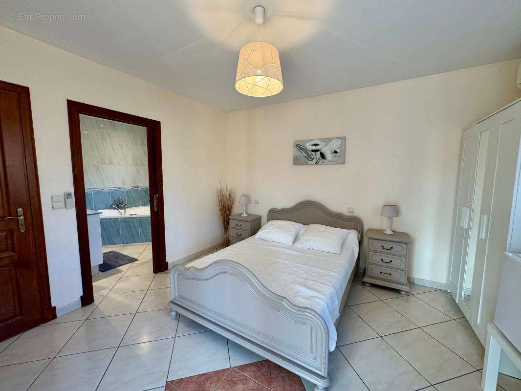 Maison à SAINT-RAPHAEL