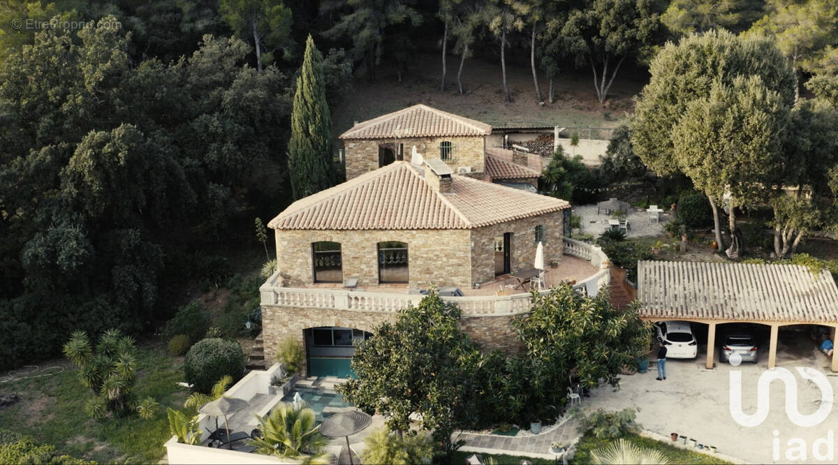 Photo 1 - Maison à HYERES