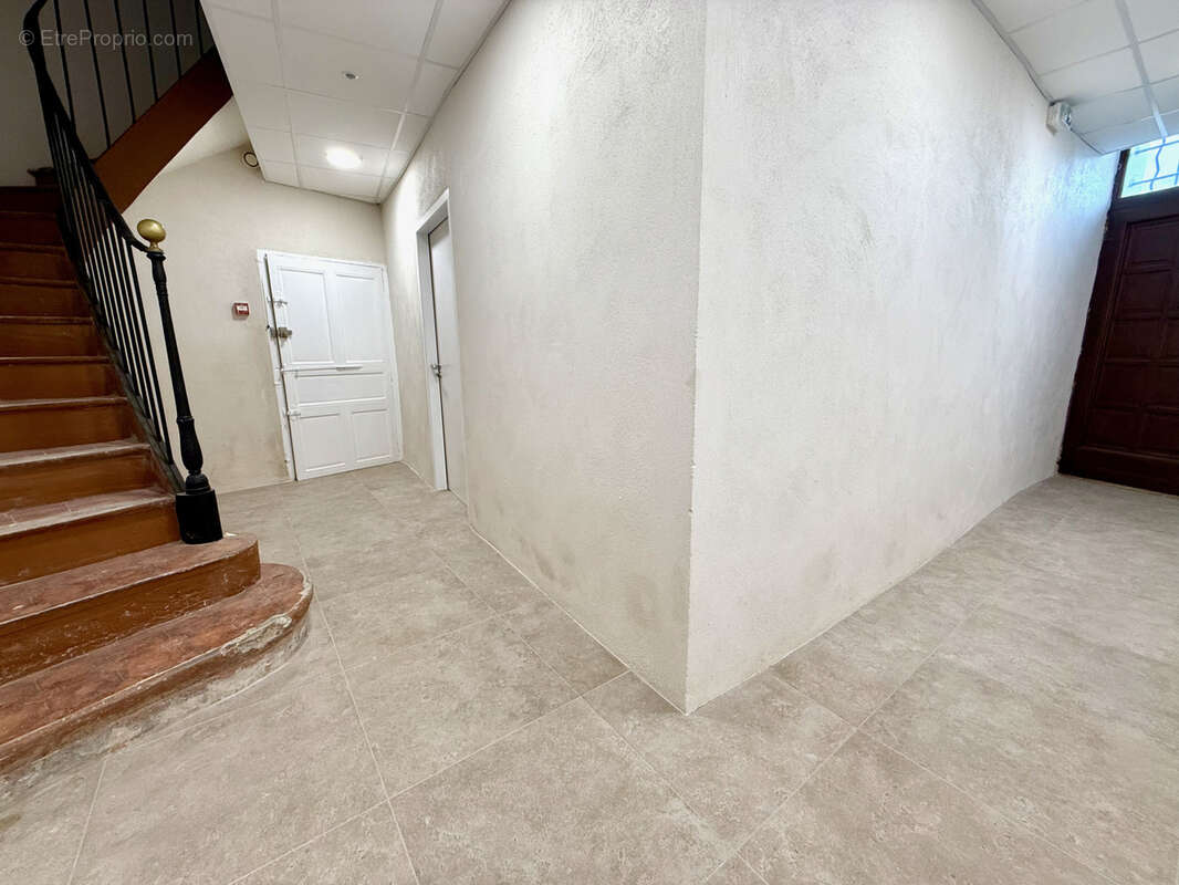 Appartement à SUZE-LA-ROUSSE