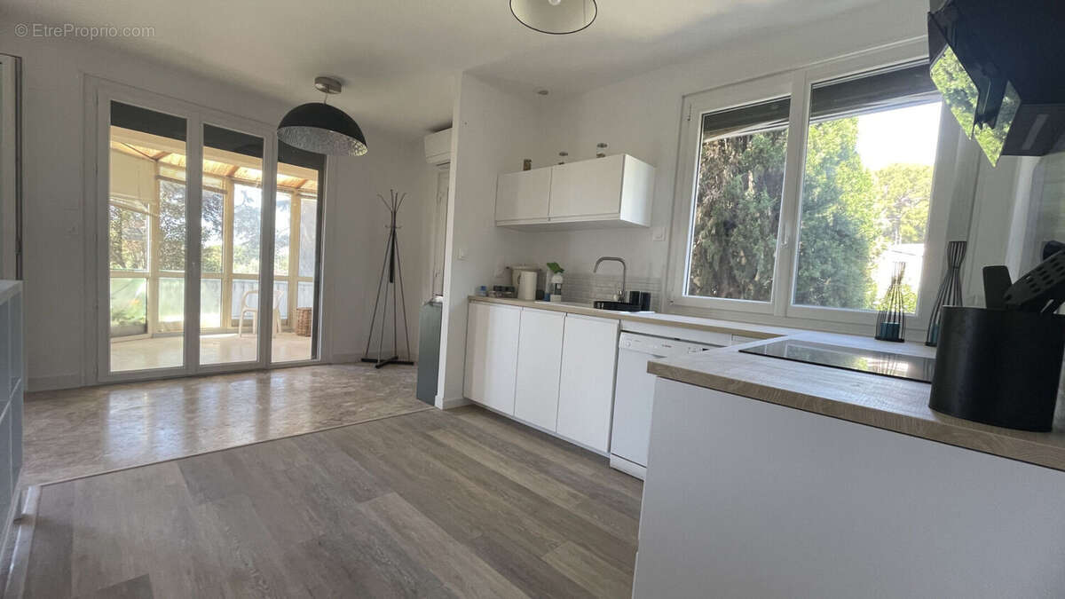 Maison La Ciotat 5 pièces 123.41 m2 - photo 3