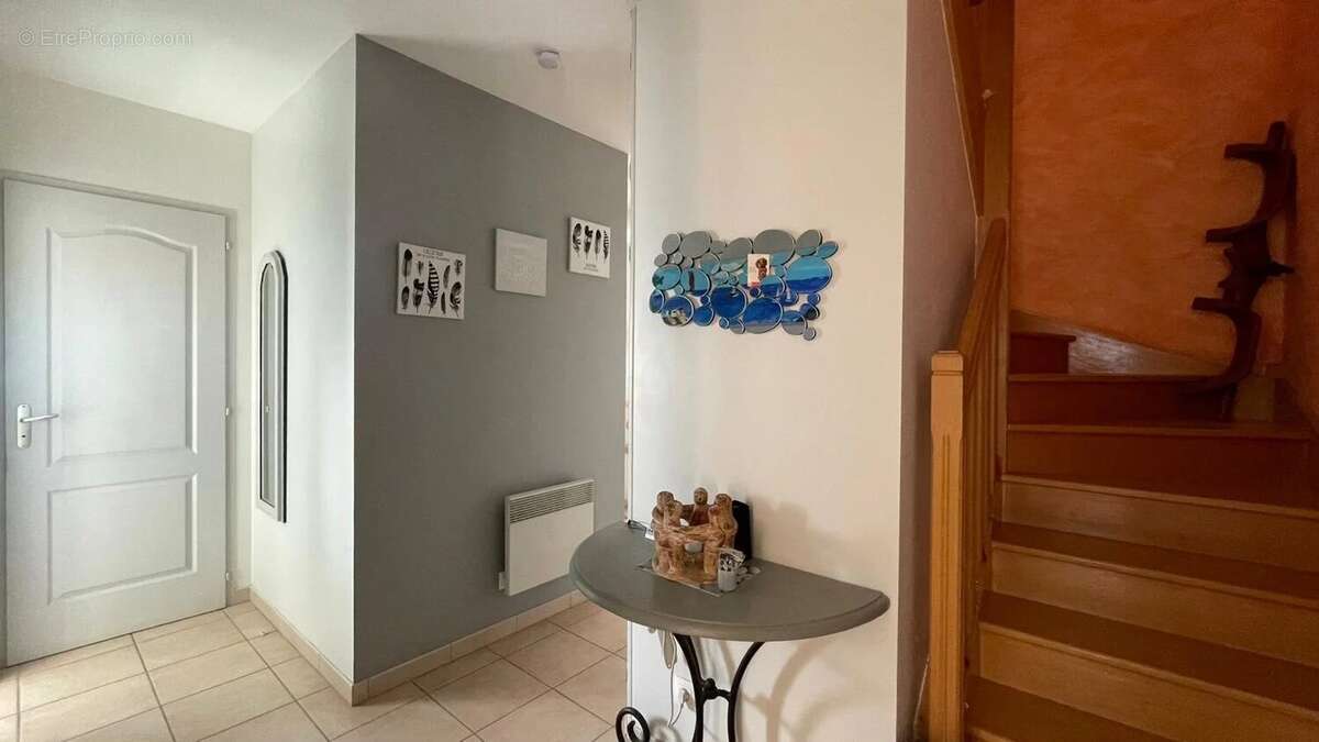 Maison à VAUX-SUR-MER