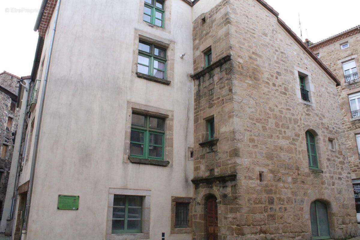 Langogne Maison de 133 m² de surface utile avec garage et atelier - photo 13