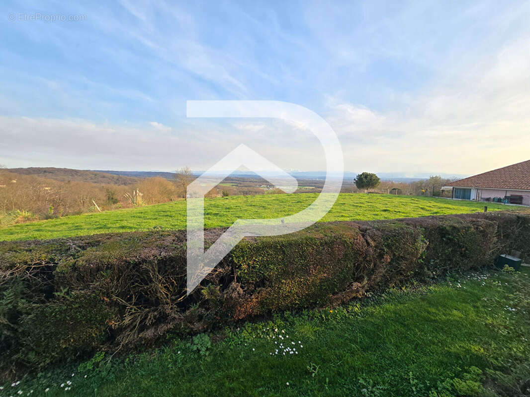 Maison à ARTHEZ-DE-BEARN